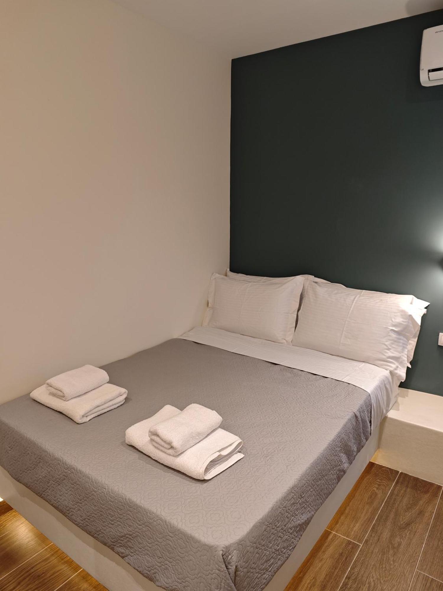 Be My Guest-Your Urban Stay Salonicco Esterno foto