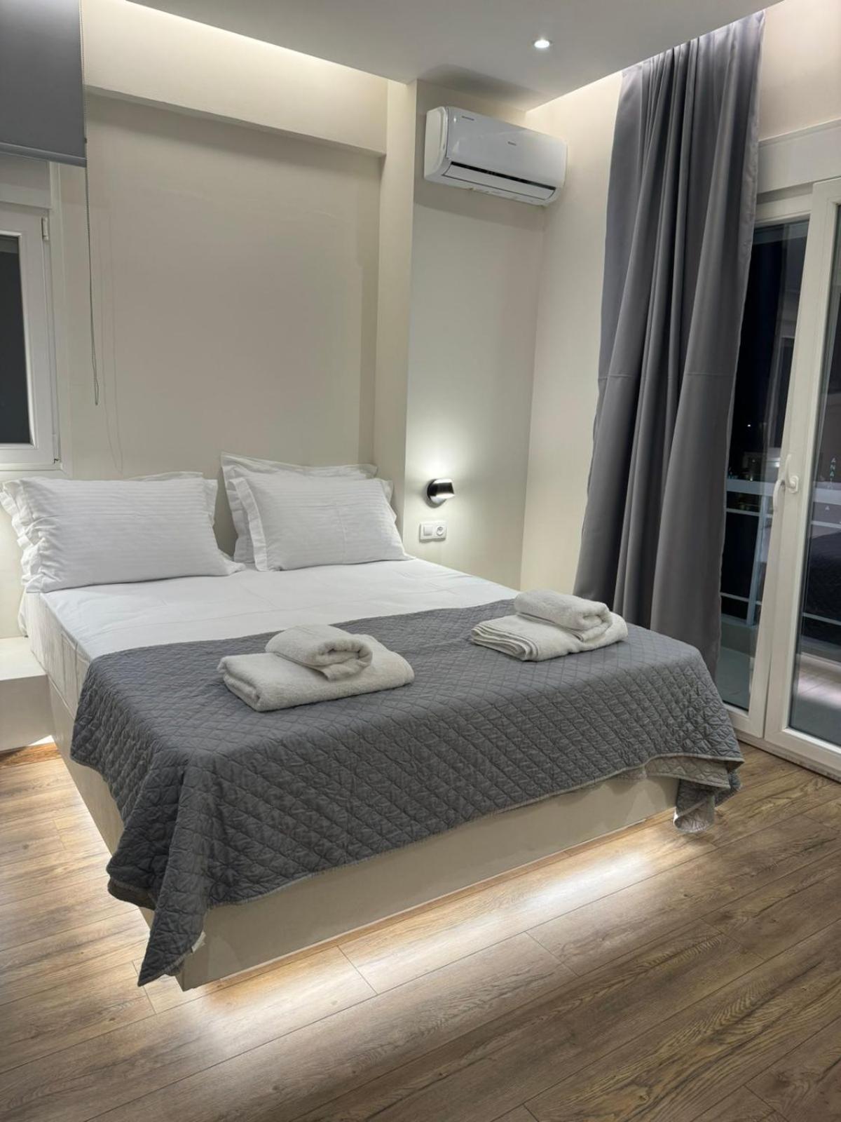 Be My Guest-Your Urban Stay Salonicco Esterno foto